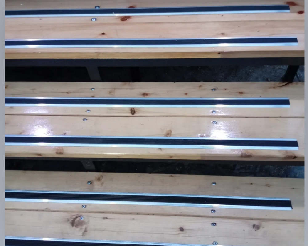 Порог одноуровневый ПС 08-1.2700.001ж. Без покрытия