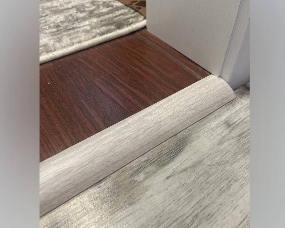 Самоклеящийся порог ЛС 35.900.4050 Дуб винтаж графит