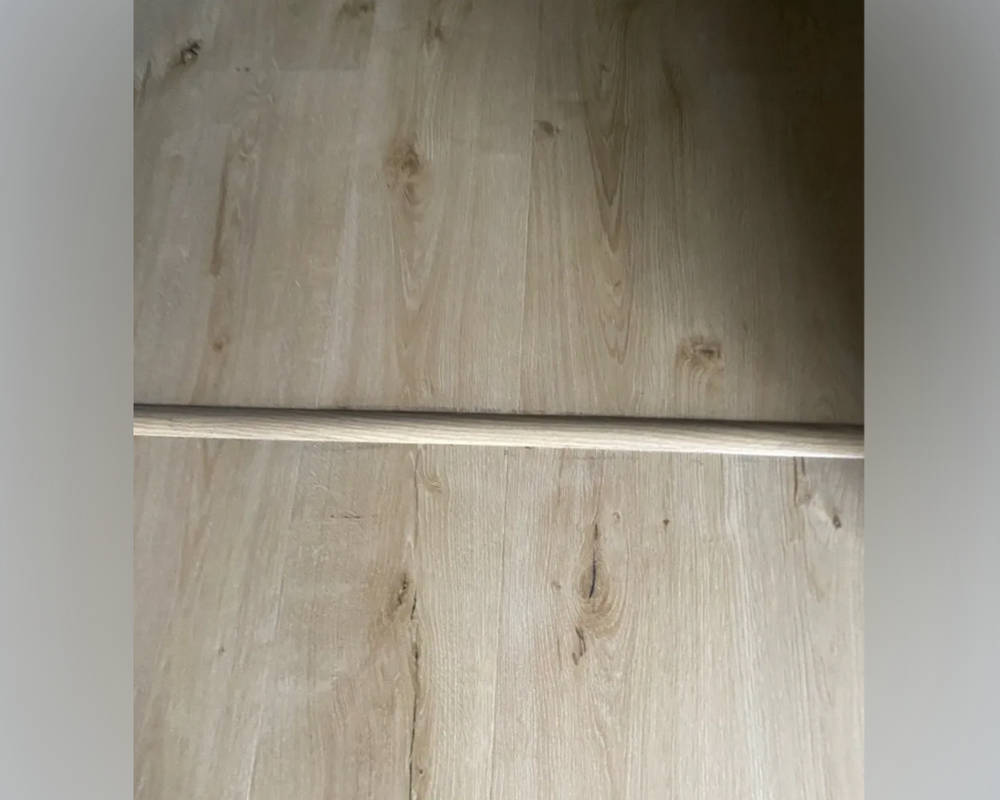 Самоклеящийся порог ЛС 35.2700.4087 Дуб беленый