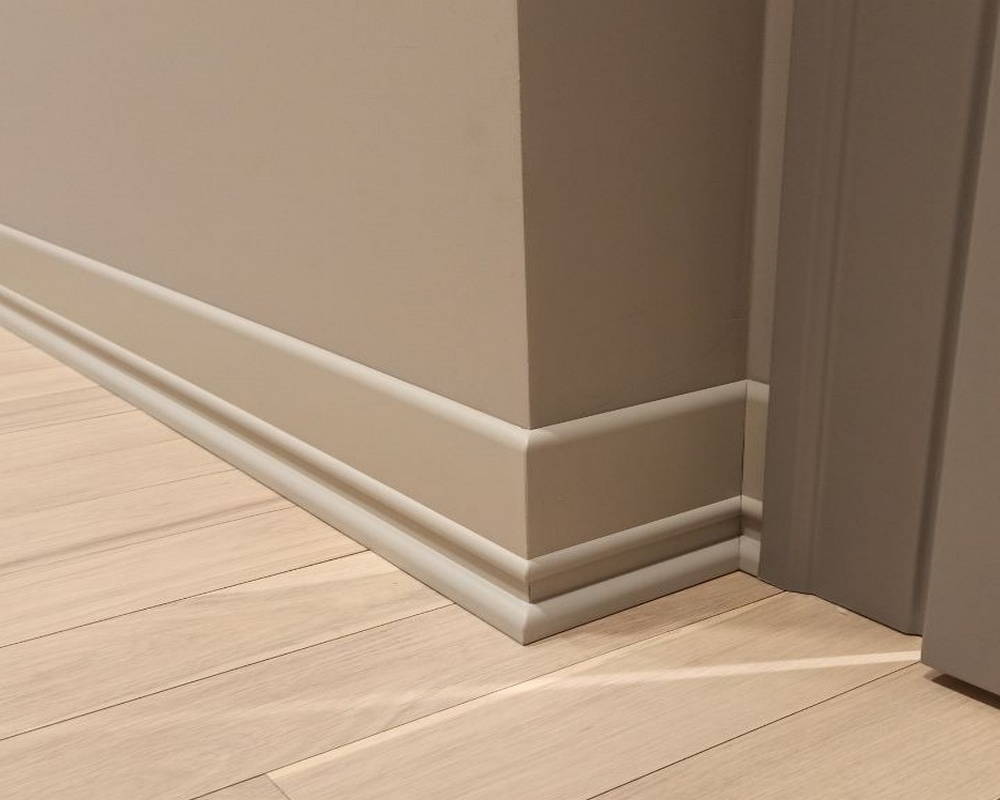 Плинтус NMC FD21 Wallstyl 130*20*2000. Окраска включена в стоимость