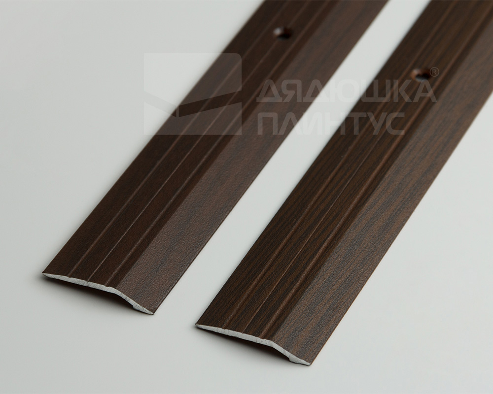 Порог разноуровневый ПР 03.2700.202л Золото