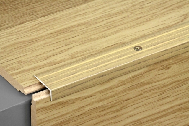 Порог угловой ПУ 01.1800.053 0,9 м Бук беленый