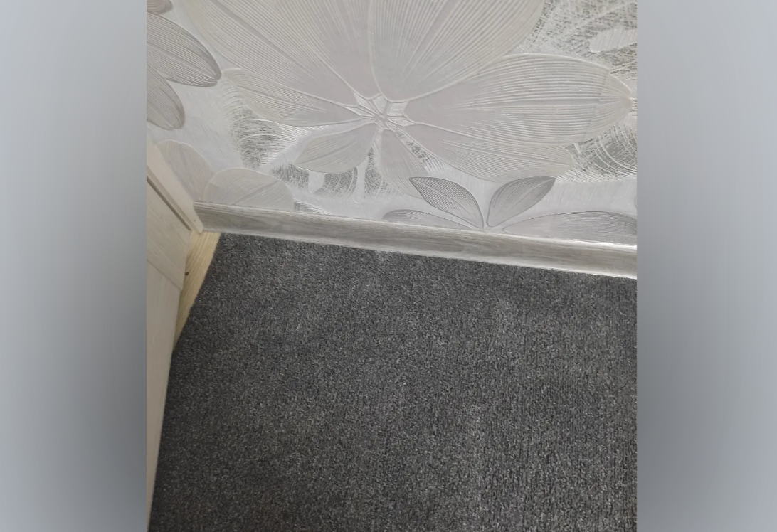 Плинтус ПВХ с кабель-каналом Рико Лео 108 Липа амурская