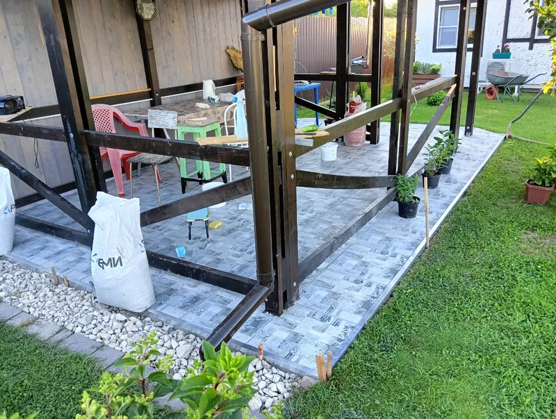 Уголок равнополочный 25х25 мм Уп 09.2000.502л Золото. Цена за 5 штук.