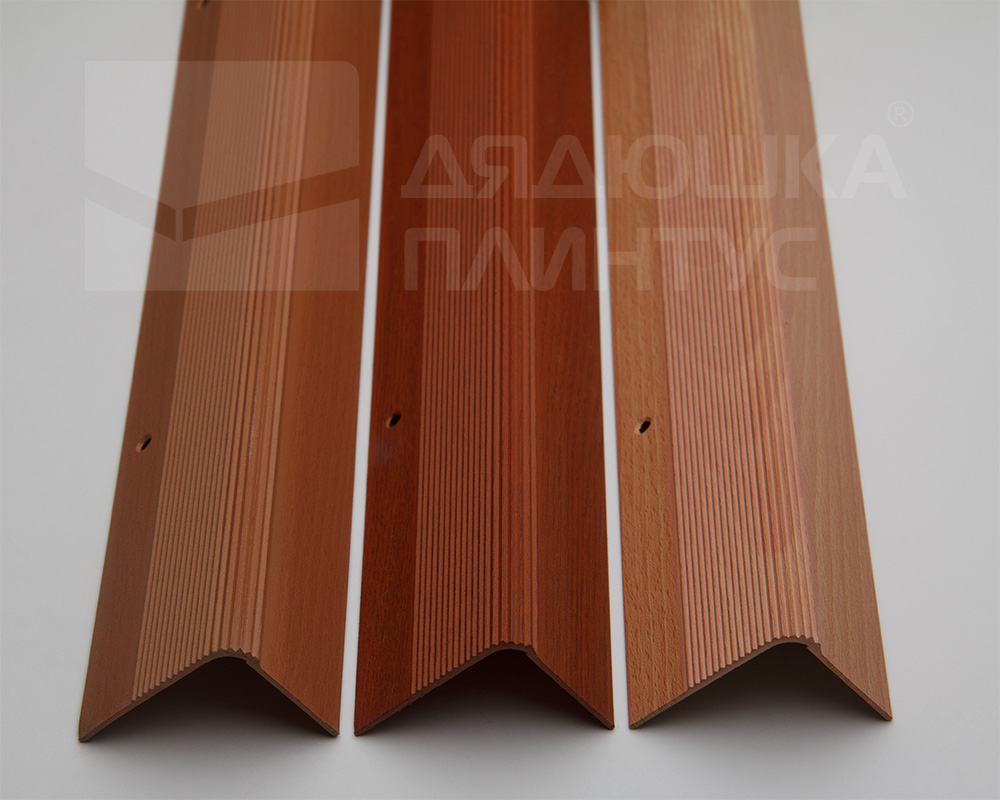 Порог угловой ПУ 02.2700.288 Орех