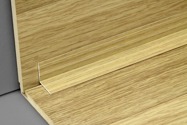 Порог угловой ПУ 05-1.900.043 Бук кантри