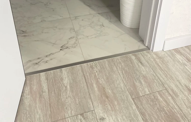 Профиль стыкоперекрывающий ПС 11НСЗ(304).2700.004 2,7 м Бронза