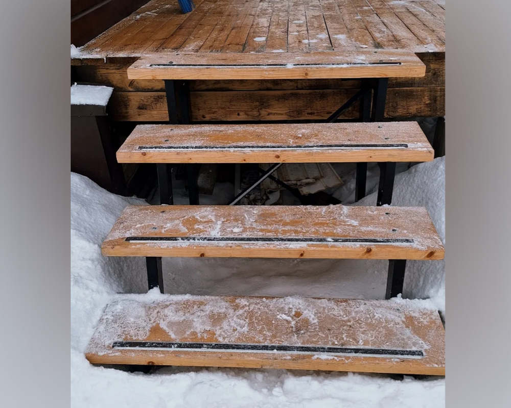 Порог одноуровневый ПС 08-1.2700.001ж. Без покрытия