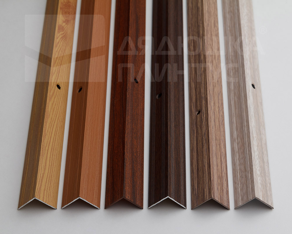 Порог угловой ПУ 05.900.02л Золото