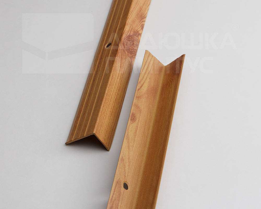 Порог угловой ПУ 05-1.900.082 Дуб светлый