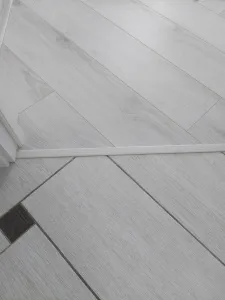 Профиль Т-образный Волшебная палочка MSLS 10.2700.16 Белый