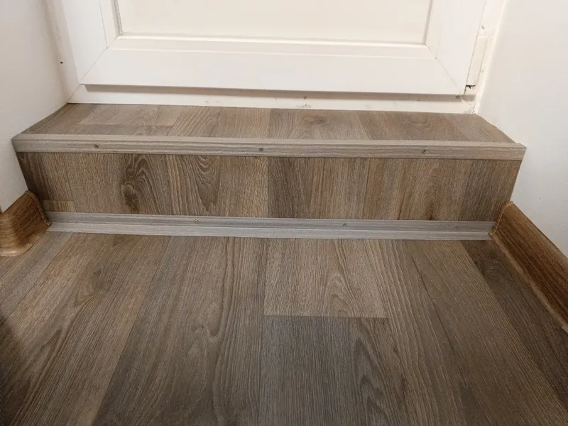 Порог угловой ПУ 05-1.900.106 Ясень белый